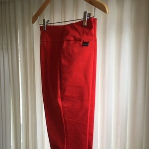 LISETTE red capris